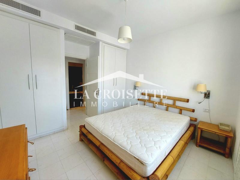 Triplex S+4 avec piscine à Gammarth